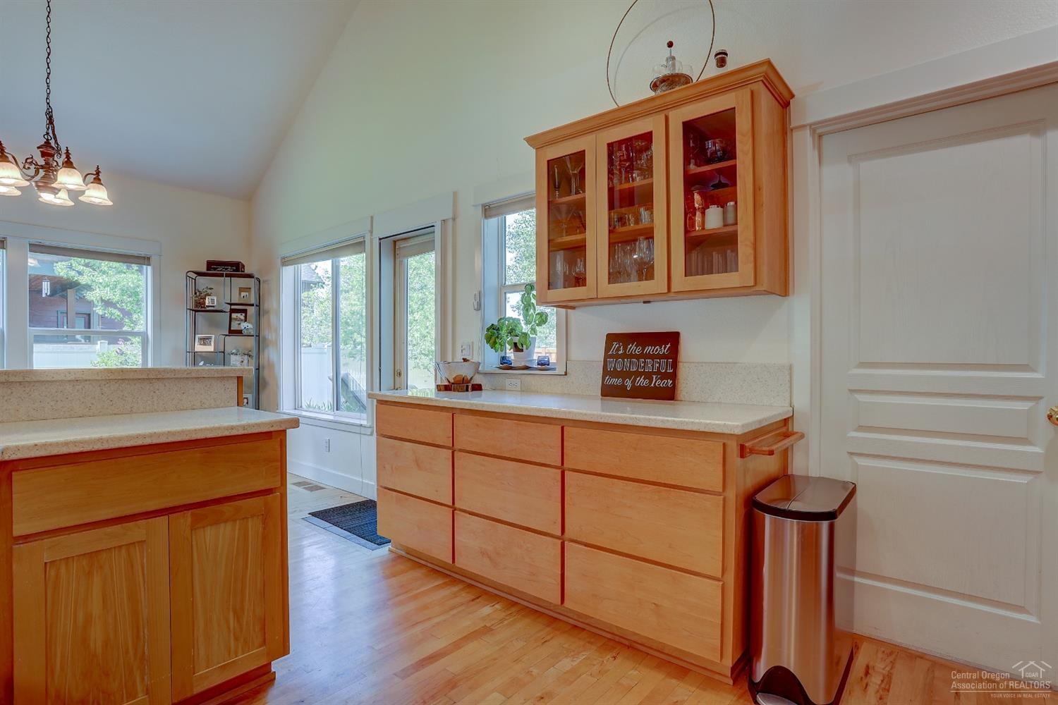 41 Southwest Allen Road Bend, OR 97702 - Photo 12 of 25 Additional Photo