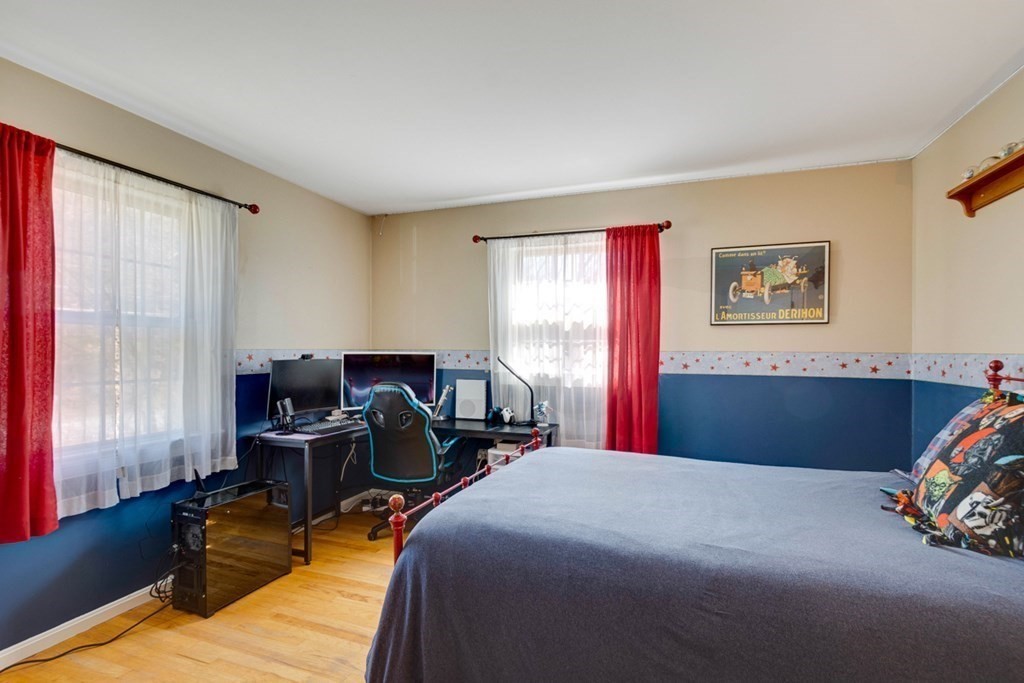 105 Hillside Road North Andover, MA 01845 - Photo 33 of 42 Gallery Image 33