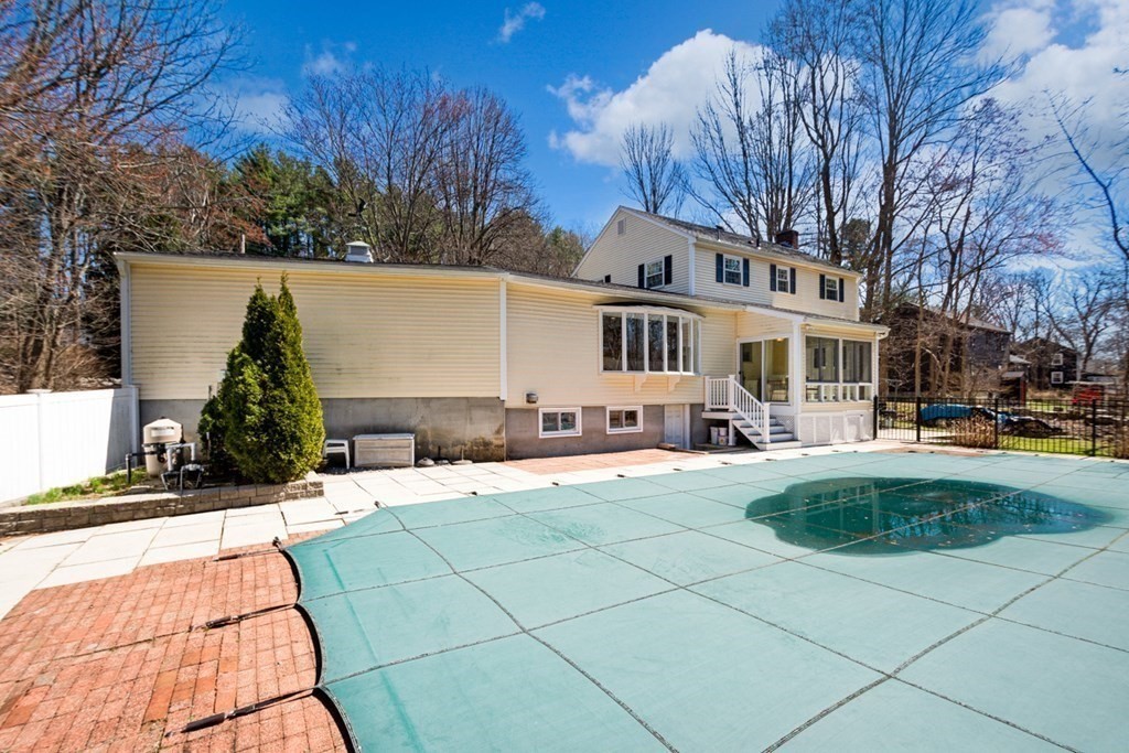 105 Hillside Road North Andover, MA 01845 - Photo 35 of 42 Gallery Image 35
