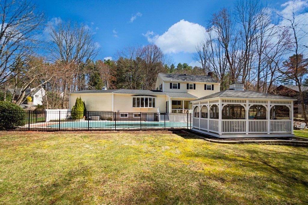 105 Hillside Road North Andover, MA 01845 - Photo 36 of 42 Gallery Image 36