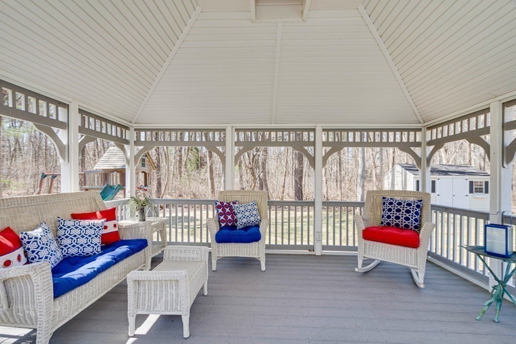 105 Hillside Road North Andover, MA 01845 - Photo 39 of 42 Gallery Image 39
