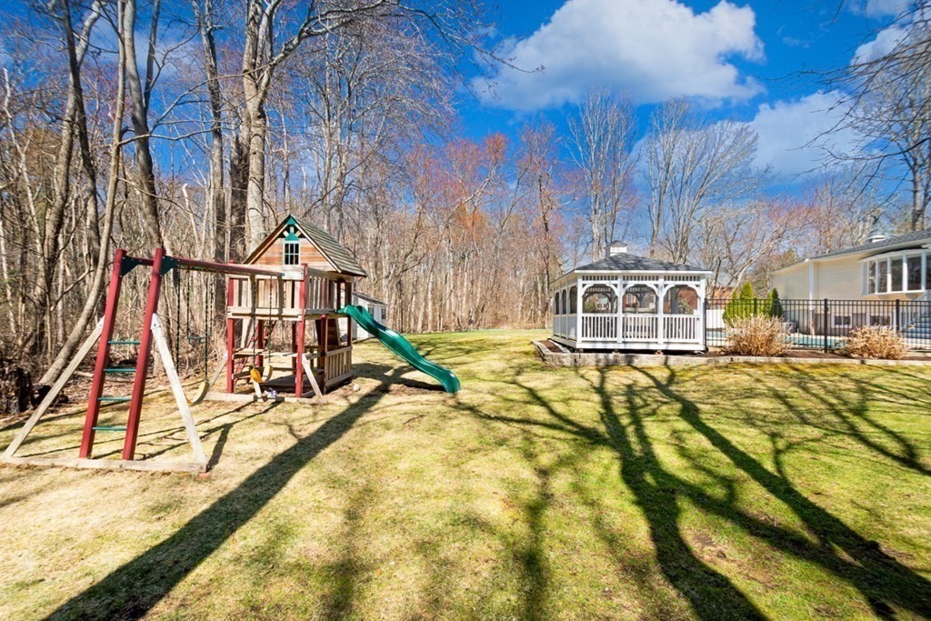 105 Hillside Road North Andover, MA 01845 - Photo 41 of 42 Gallery Image 41