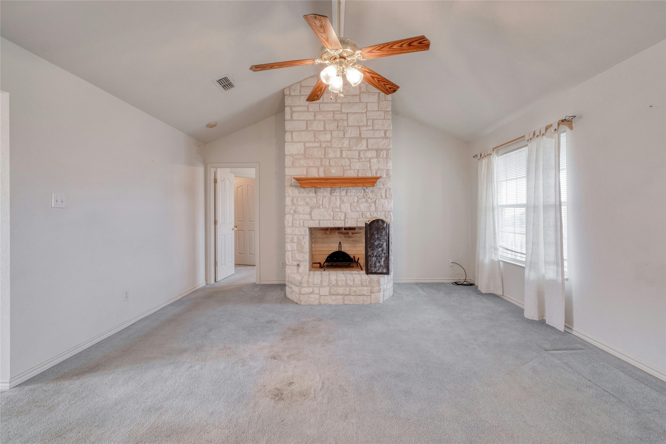 615 County Road 357 Granger, TX 76530 - Photo 9 of 30