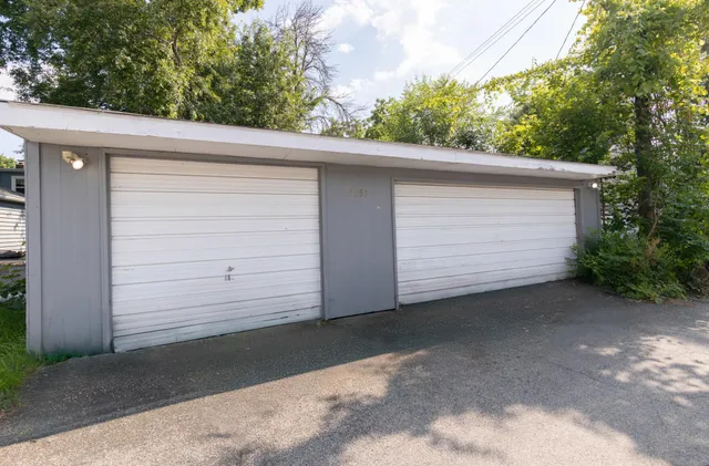 $275,000 | 1651 4th Street East, St. Paul, MN 55106