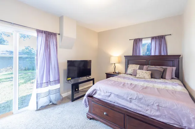 $275,000 | 1651 4th Street East, St. Paul, MN 55106