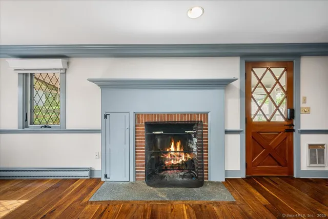 $769,900 | 60 North Main Street, Essex, CT 06426