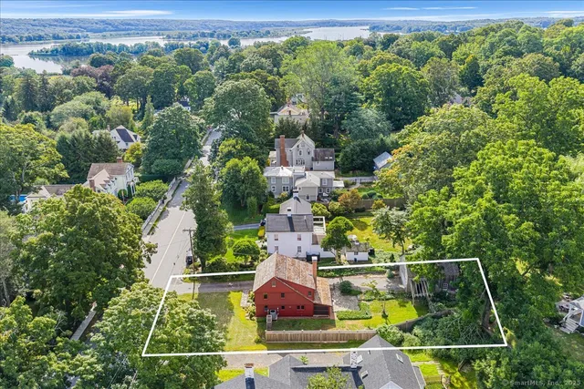 $769,900 | 60 North Main Street, Essex, CT 06426