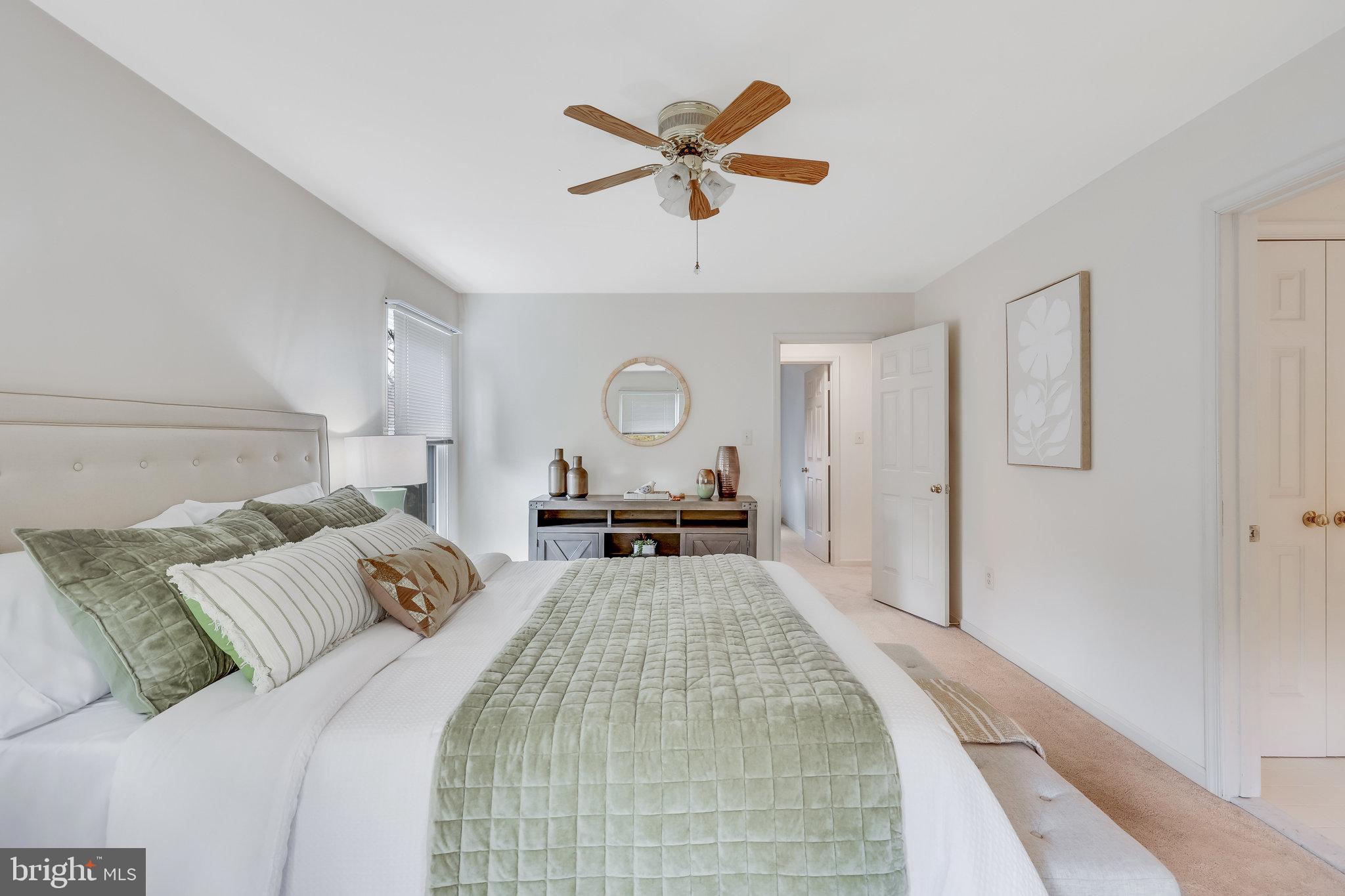 21757 Rolling Woods Place Sterling, VA 20164 - Photo 29 of 65 Upper Level
Primary Bedroom