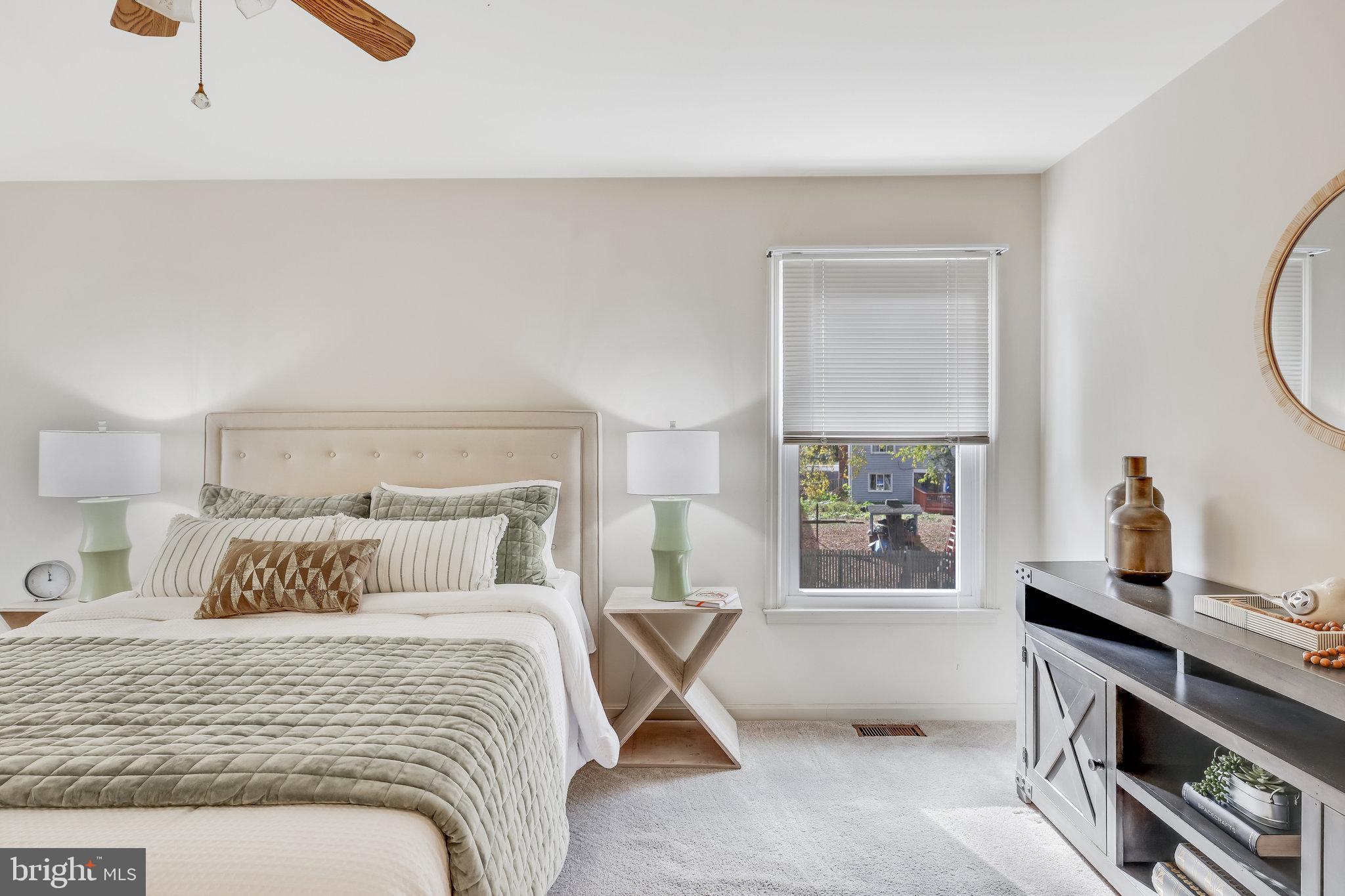 21757 Rolling Woods Place Sterling, VA 20164 - Photo 31 of 65 Upper Level
Primary Bedroom