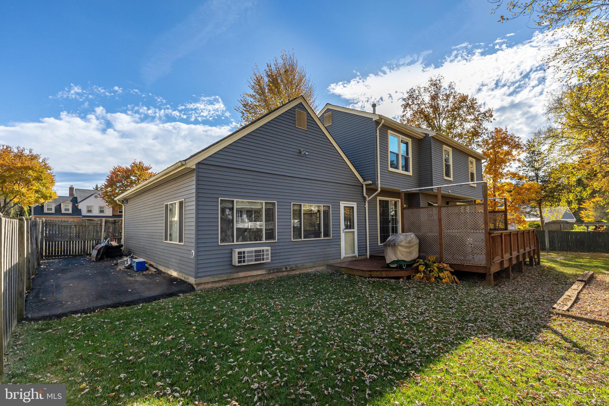 21757 Rolling Woods Place Sterling, VA 20164 - Photo 63 of 65 Rear Exterior