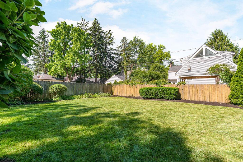 45 South Harding Road Columbus, OH 43209 - Photo 40 of 48