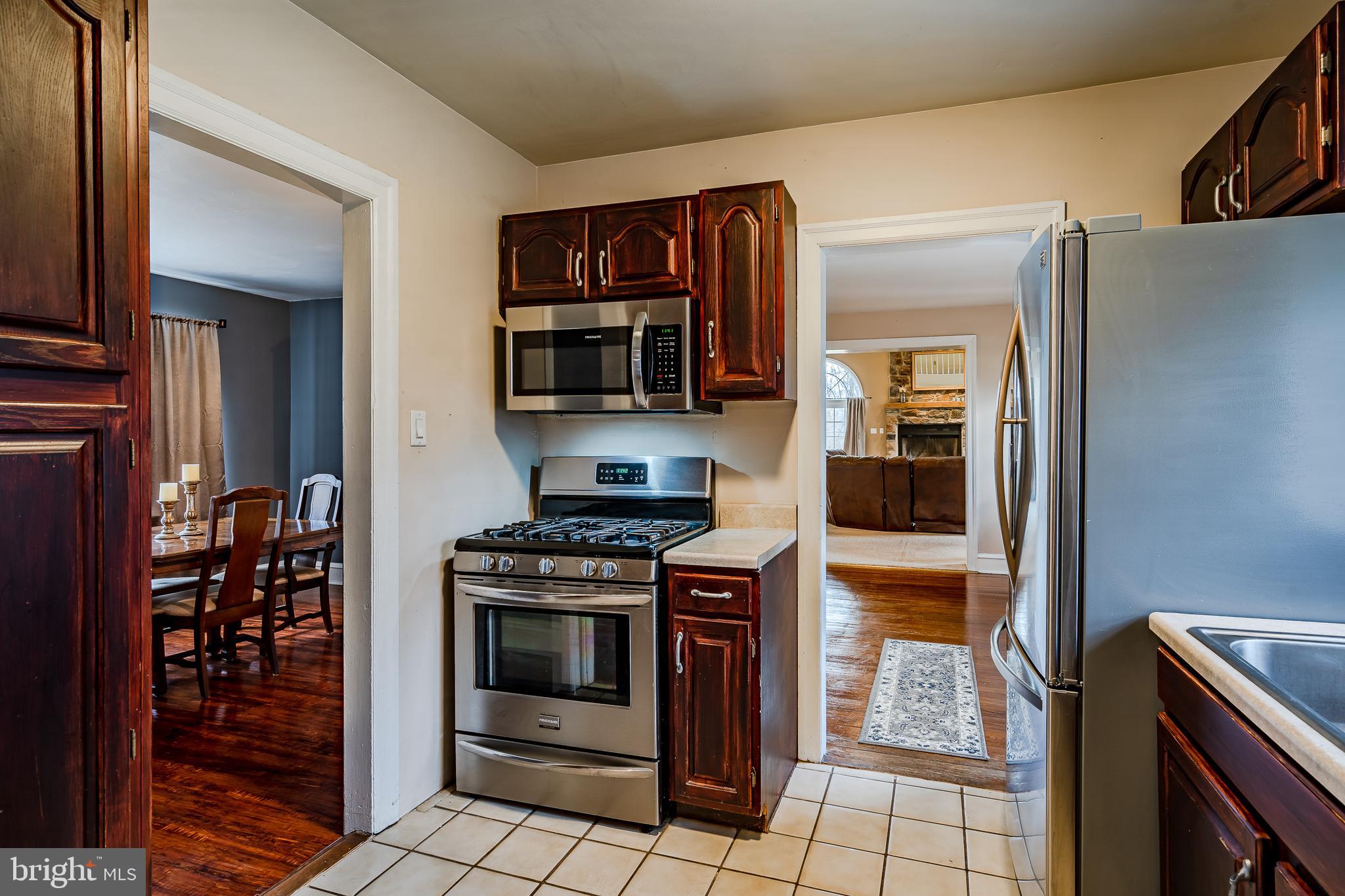 824 Swedesford Road Ambler, PA 19002 - Photo 27 of 72 Very convenient floor plan