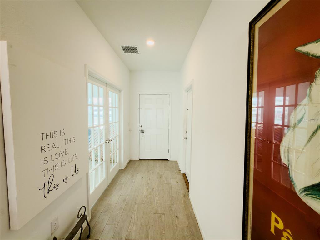 7451 Southwest 76th Terrace Ocala, FL 34481 - Photo 4 of 35