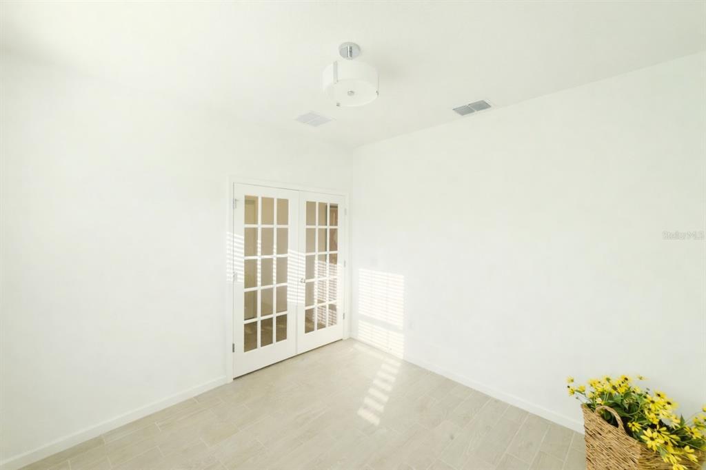 7451 Southwest 76th Terrace Ocala, FL 34481 - Photo 5 of 35