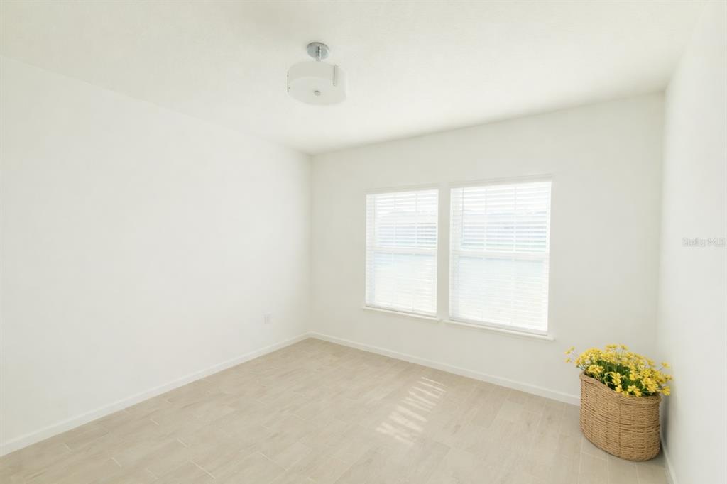 7451 Southwest 76th Terrace Ocala, FL 34481 - Photo 6 of 35