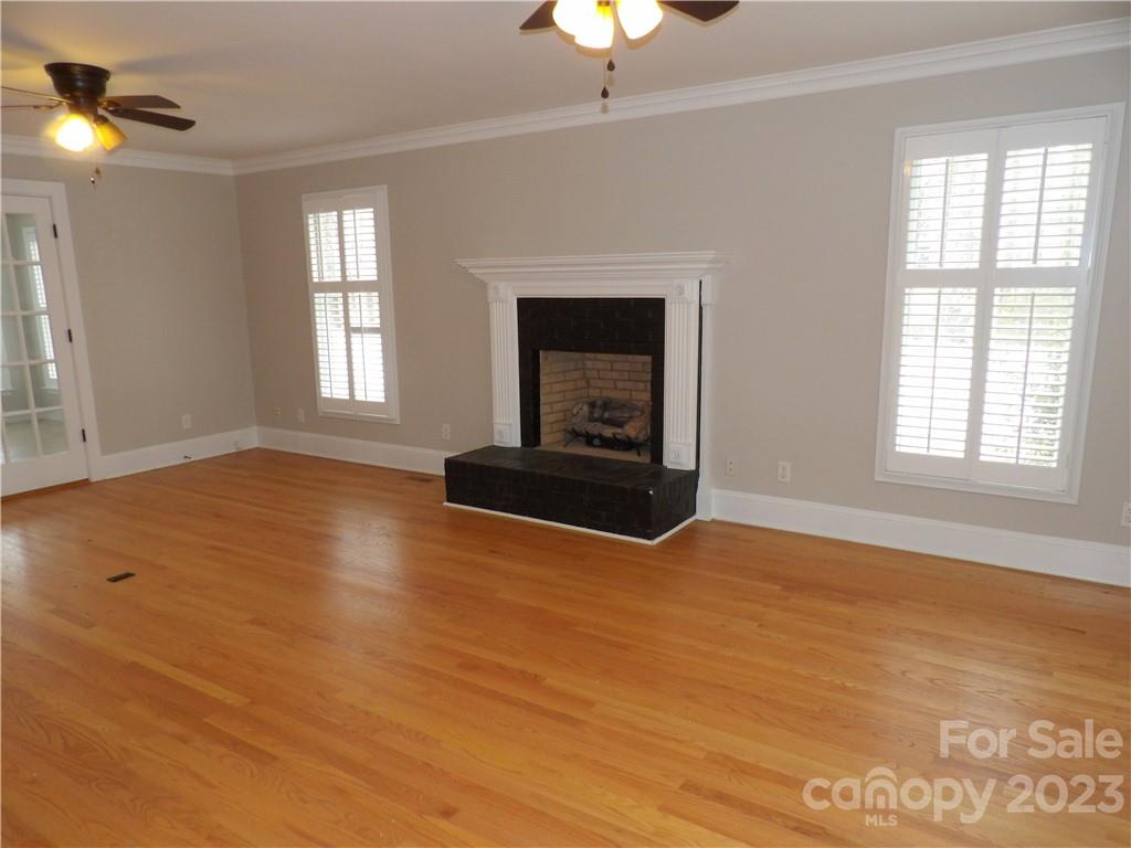 823 East Old Limestone Road York, SC 29745 - Photo 2 of 31 Gallery Image 2