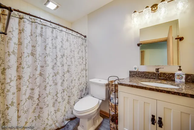 $389,900 | 1465 Bridgeport Lane, Aurora, IL 60504