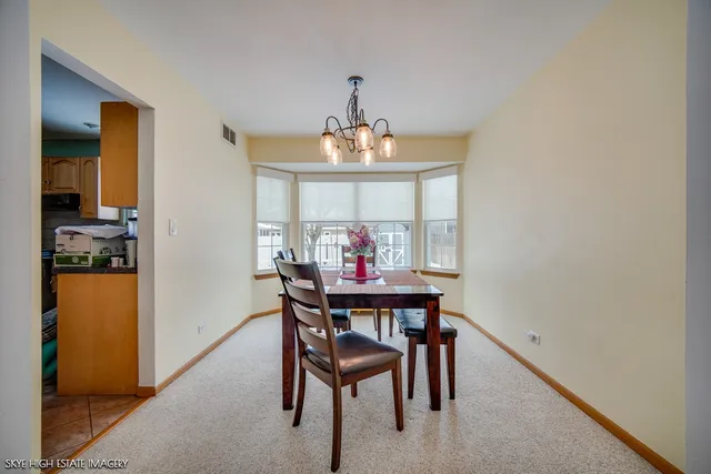 $389,900 | 1465 Bridgeport Lane, Aurora, IL 60504