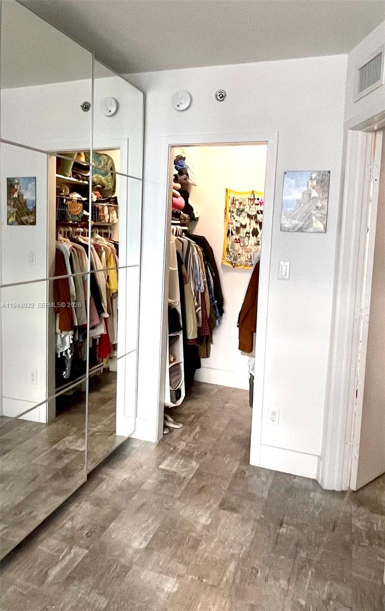 100 Lincoln Road, Unit 518 Miami Beach, FL 33139 - Photo 9 of 16