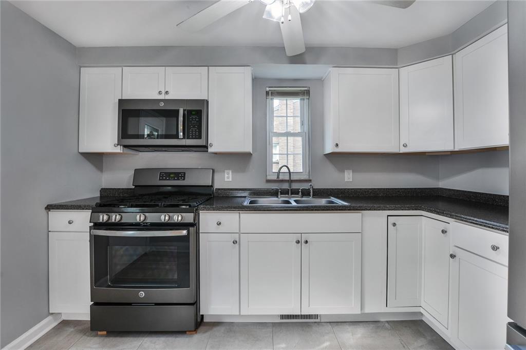 667 Becks Run Road Pittsburgh, PA 15210 - Photo 4 of 20 Gallery Image 4