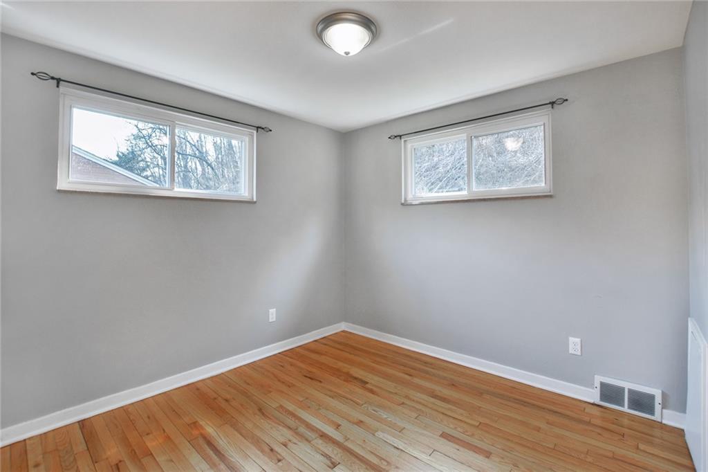 667 Becks Run Road Pittsburgh, PA 15210 - Photo 10 of 20 Gallery Image 10