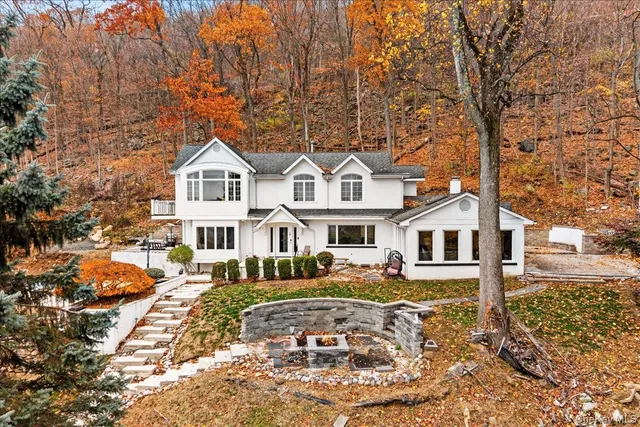 $1,100,000 | 772 Rte 9W, Nyack, NY 10960
