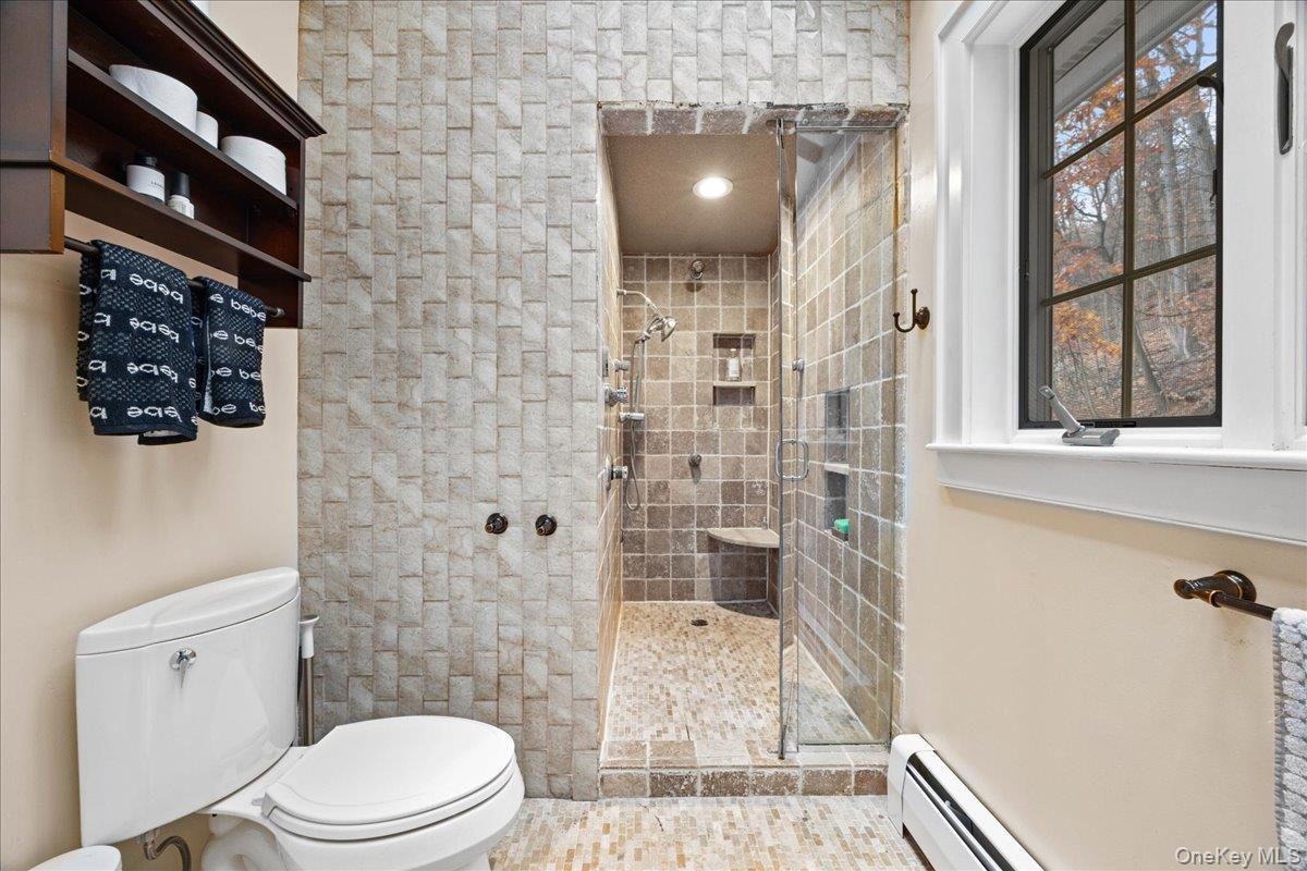 772 Rte 9W Nyack, NY 10960 - Photo 13 of 18 Full bath featuring a tiled shower