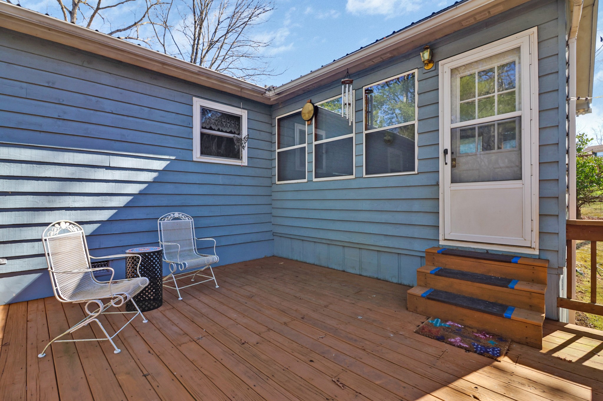 262 Mockingbird Drive Crossville, TN 38555 - Photo 27 of 41 a backyard of a house with seating space