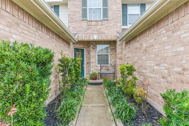 $299,000 | 4415 Park Trail Lane, Pasadena, TX 77505