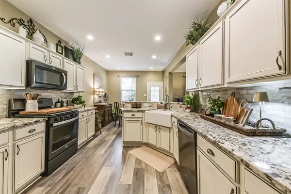 $299,000 | 4415 Park Trail Lane, Pasadena, TX 77505