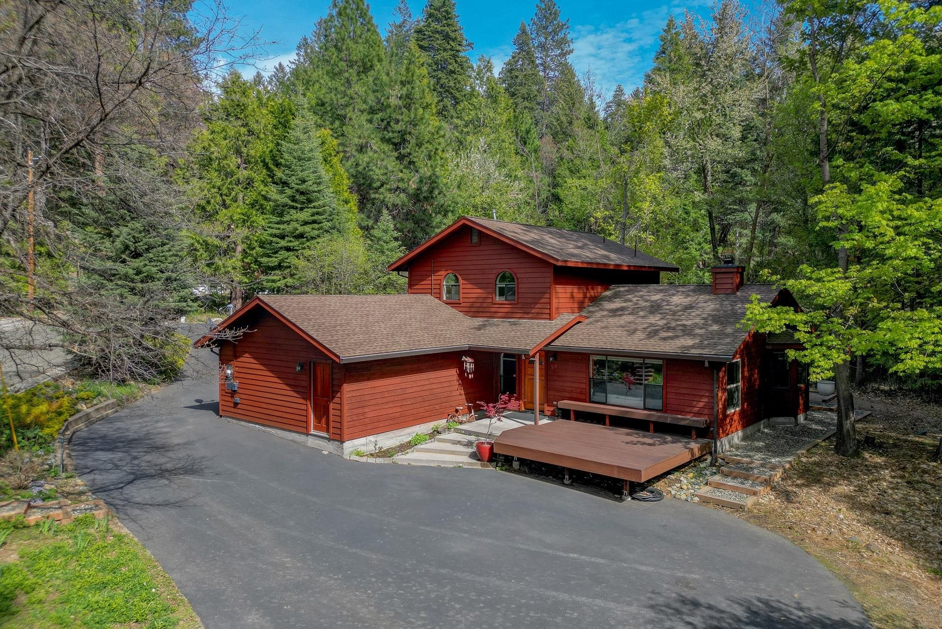 515 Eiler Road Mount Shasta, CA 96067 - Photo 1 of 29 Gallery Image 1