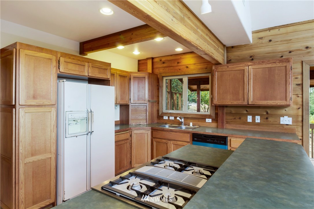 825 Julie Road Friday Harbor, WA 98250 - Photo 6 of 24 Gallery Image 6