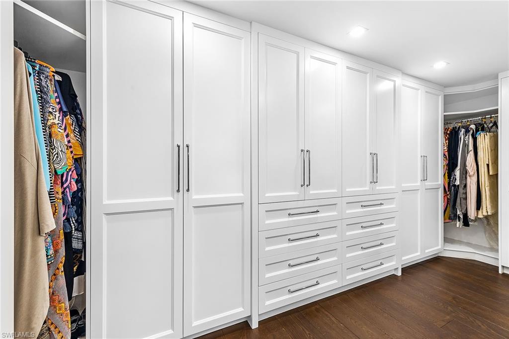 13915 Old Coast Road, Unit 305 Naples, FL 34110 - Photo 17 of 33 Gallery Image 17