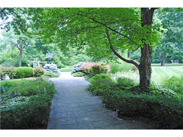 8145 Conarroe Road Indianapolis, IN 46278 - Photo 5 of 15 Gallery Image 5