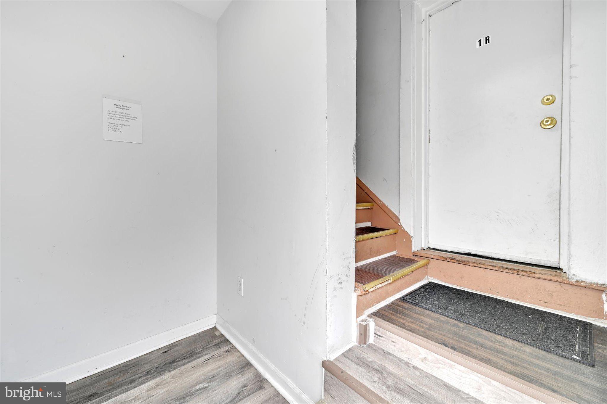 1027 Walnut Street Reading, PA 19601 - Photo 4 of 7