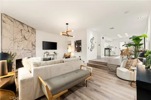 $1,150,000 | 1337 18th Street, Unit 6, Santa Monica, CA 90404