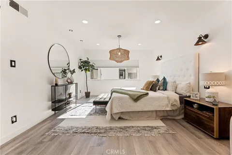 $1,250,000 | 1337 18th Street, Unit 6, Santa Monica, CA 90404