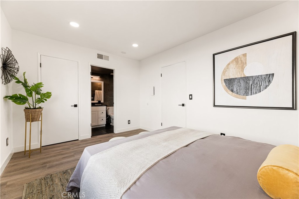 1337 18th Street, Unit 6 Santa Monica, CA 90404 - Photo 21 of 37