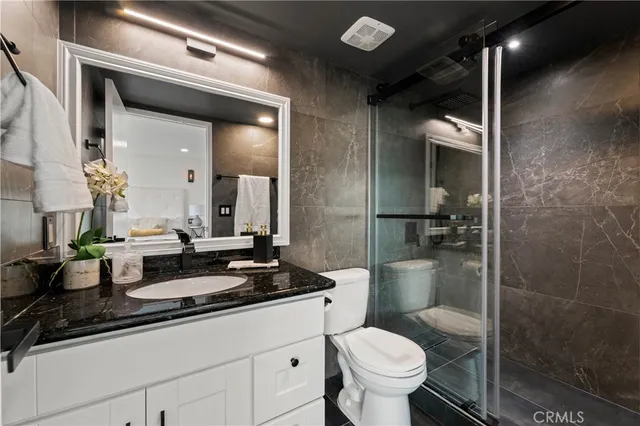 $1,250,000 | 1337 18th Street, Unit 6, Santa Monica, CA 90404