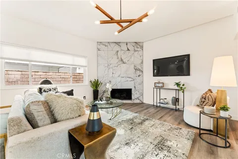 $1,250,000 | 1337 18th Street, Unit 6, Santa Monica, CA 90404