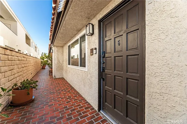 $1,250,000 | 1337 18th Street, Unit 6, Santa Monica, CA 90404