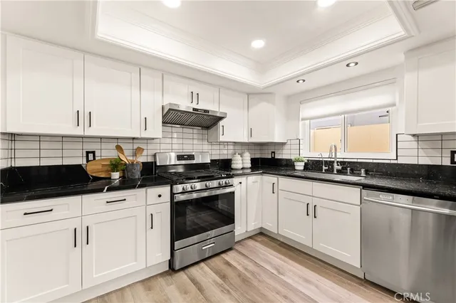 $1,250,000 | 1337 18th Street, Unit 6, Santa Monica, CA 90404