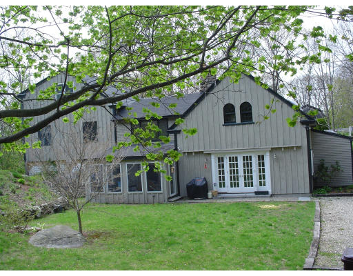 9 R Revere Street Gloucester, MA 01930 - Photo 1 of 9 Gallery Image 1