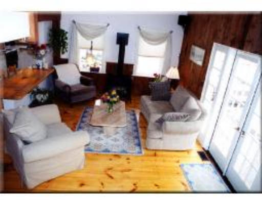 9 R Revere Street Gloucester, MA 01930 - Photo 5 of 9 Gallery Image 5