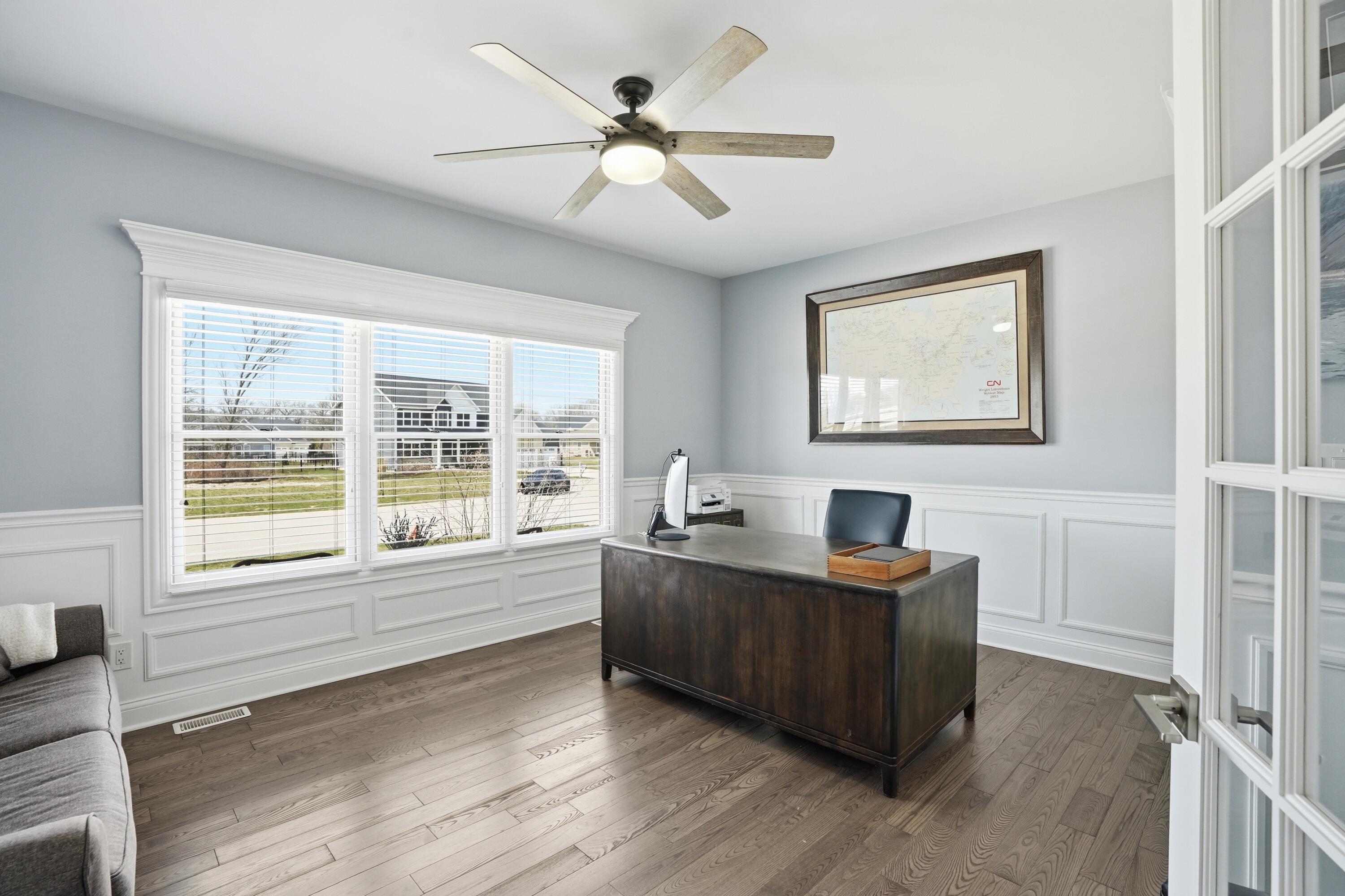 11241 Oak Ridge Court Crown Point, IN 46307 - Photo 8 of 58 3000x1999