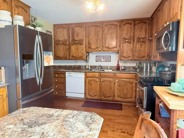 $325,000 | 2034 County Road 621, Hart, TX 79043