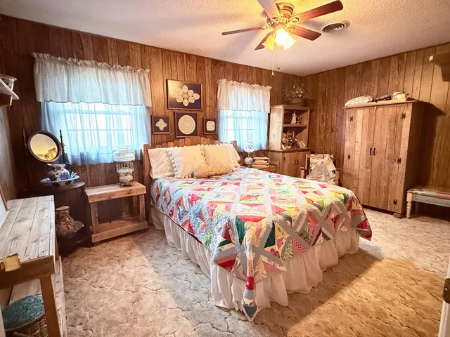 $325,000 | 2034 County Road 621, Hart, TX 79043