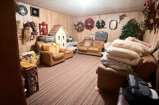 $325,000 | 2034 County Road 621, Hart, TX 79043