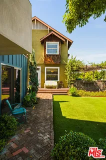 $3,299,000 | 1062 Sanborn Avenue, Los Angeles, CA 90029