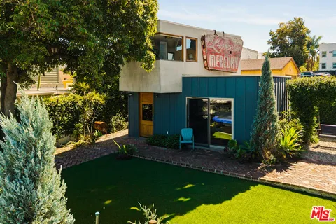 $3,299,000 | 1062 Sanborn Avenue, Los Angeles, CA 90029